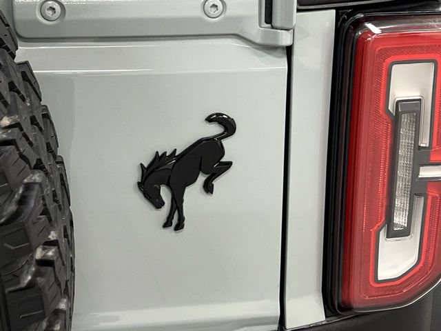 Certified 2022 Ford Bronco Wildtrak AWD/4WD image 6