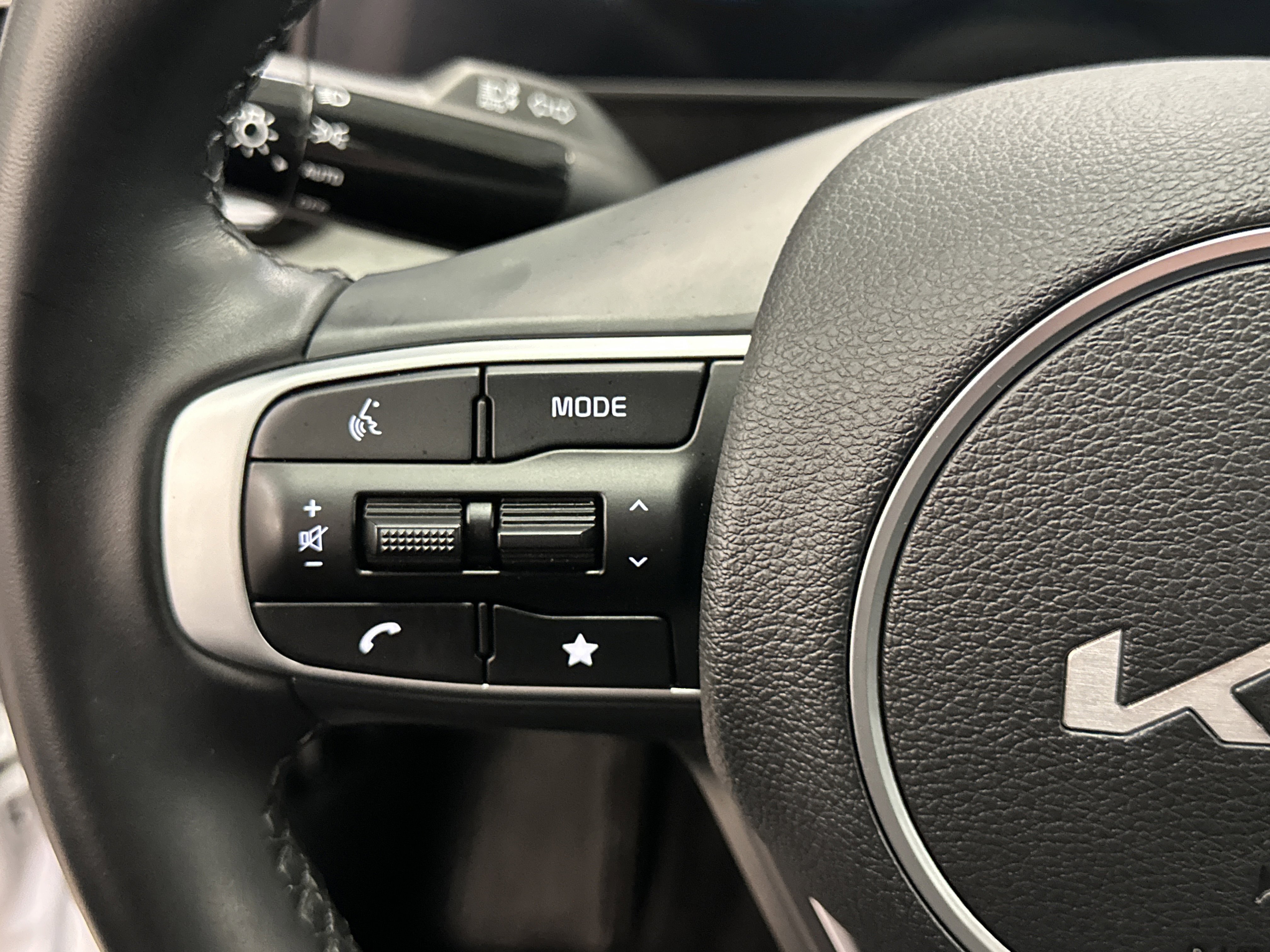 Used 2024 Kia Sportage X-Line w/ X-Line Premium Package image 35