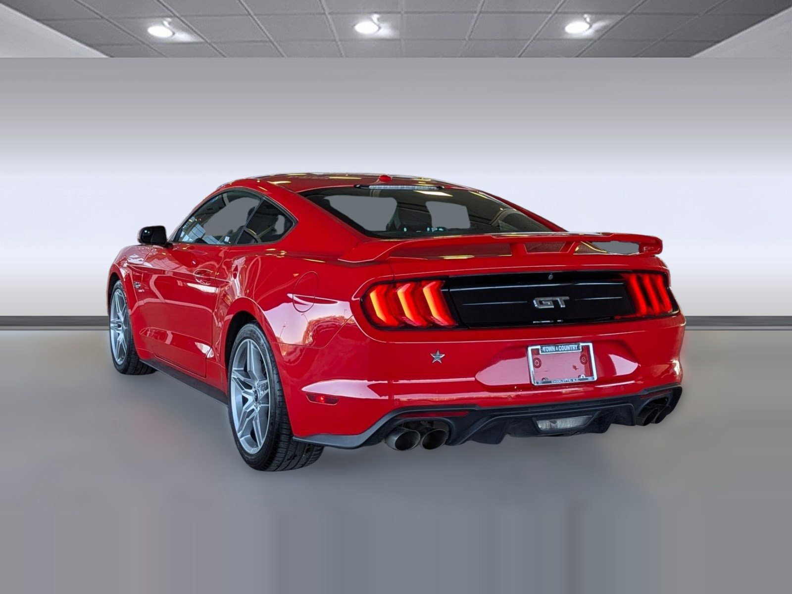 Certified 2019 Ford Mustang GT w/ GT Performance Package image 3