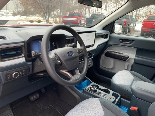 Certified 2025 Ford Maverick XLT image 23