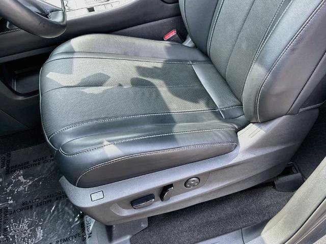 Used 2023 INFINITI QX60 Sensory w/ Vision Package AWD/4WD image 17