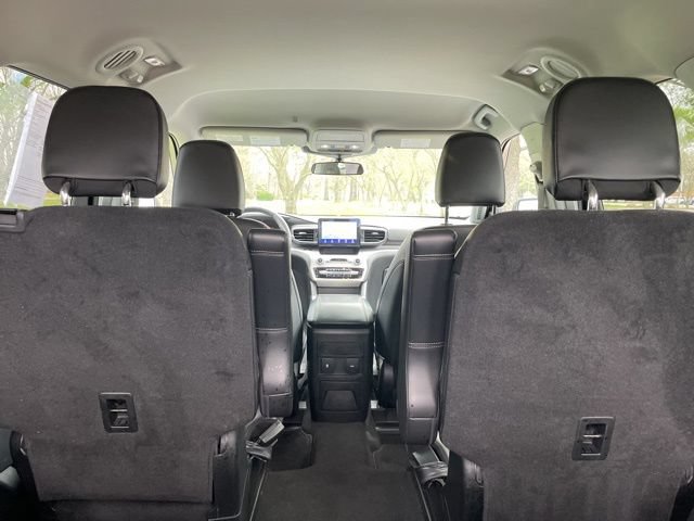 Certified 2024 Ford Explorer XLT w/ Equipment Group 202A AWD/4WD image 27