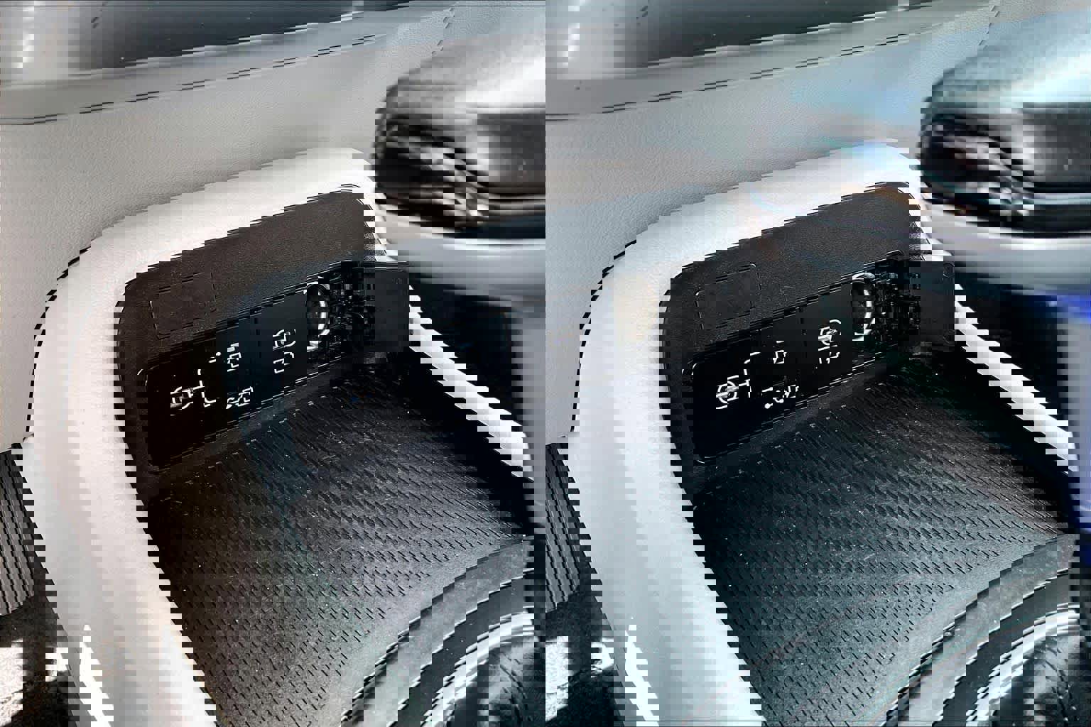 Used 2024 Hyundai Kona SEL image 32