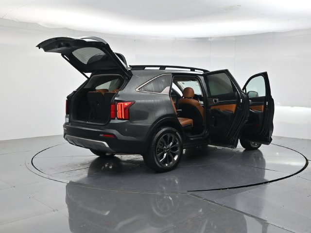 Used 2022 Kia Sorento SX Prestige w/ Rust Color Package AWD/4WD image 53