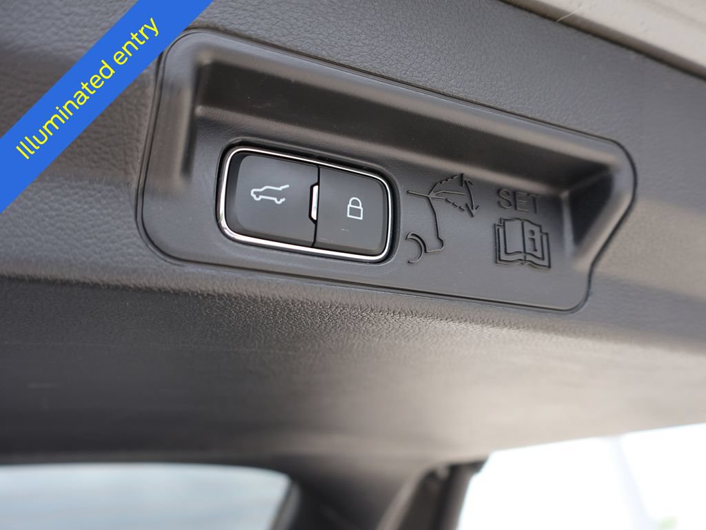 Certified 2025 Ford Explorer ST-Line w/ ST-Line Street Pack AWD/4WD image 18