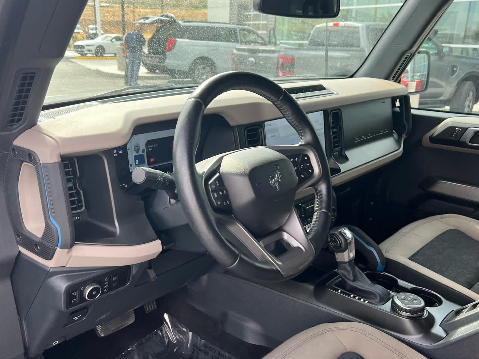 Certified 2023 Ford Bronco Wildtrak AWD/4WD image 28