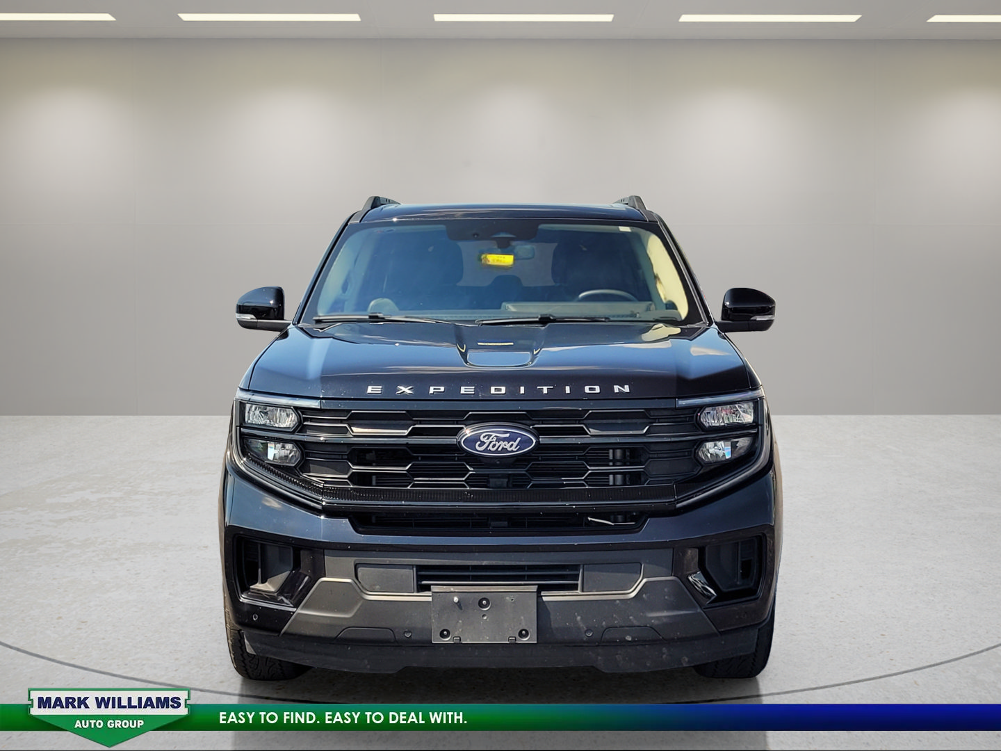Certified 2025 Ford Expedition Active AWD/4WD image 17