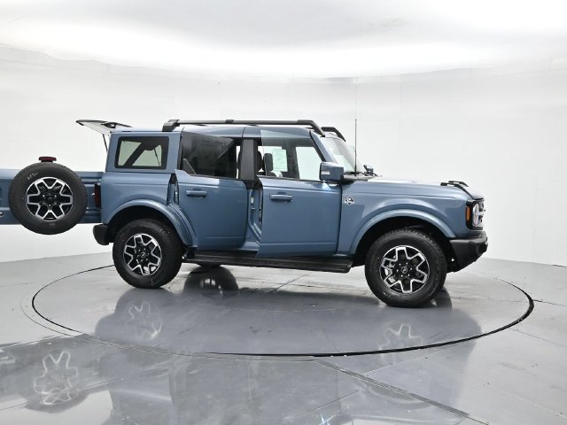 Certified 2025 Ford Bronco Outer Banks AWD/4WD image 27