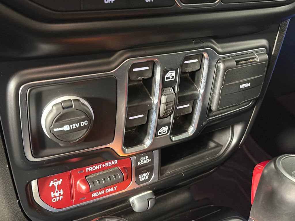 Used 2022 Jeep Gladiator Rubicon w/ LED Lighting Group AWD/4WD image 22