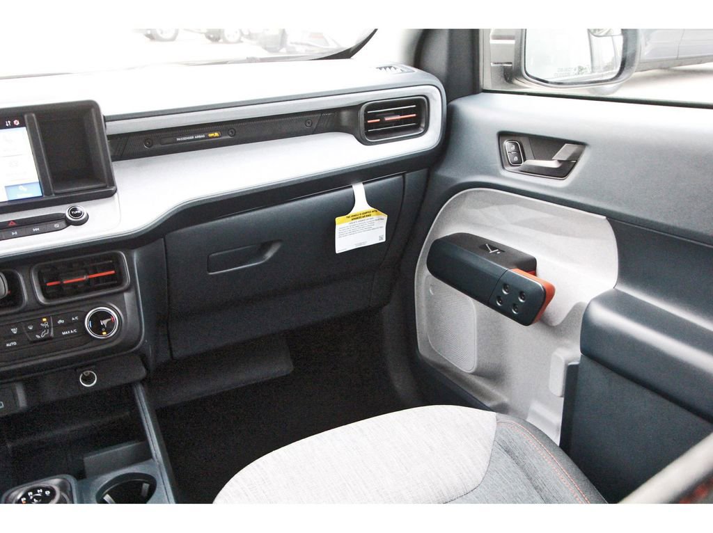 Certified 2023 Ford Maverick XLT FWD image 13