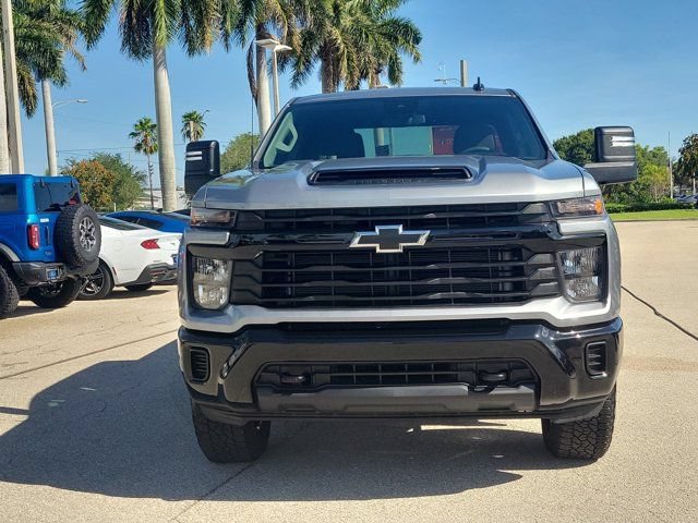 Used 2025 Chevrolet Silverado 2500 Custom w/ Custom Blackout Package AWD/4WD image 2