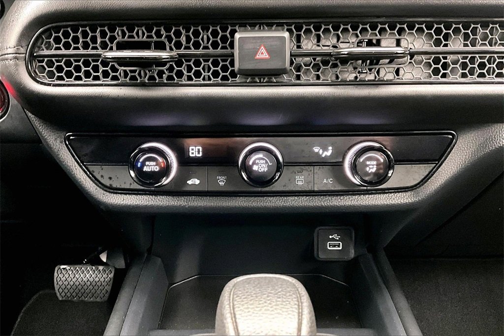 Used 2025 Honda HR-V LX image 31