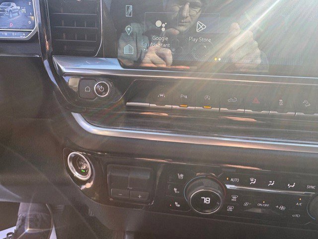 Used 2023 Chevrolet Silverado 1500 LTZ image 21