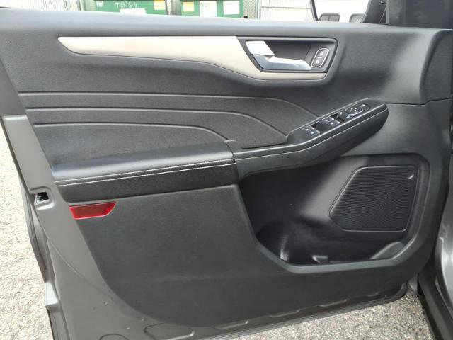 Certified 2022 Ford Escape SEL AWD/4WD image 29