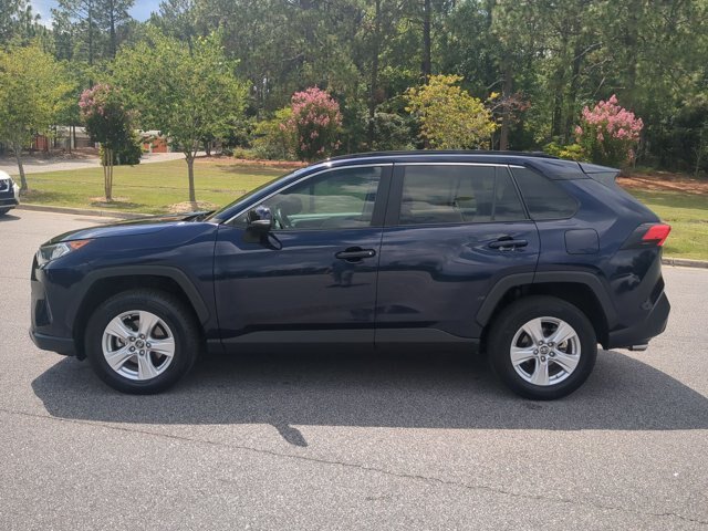 Used 2021 Toyota RAV4 XLE FWD image 7
