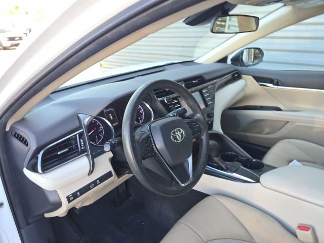 Used 2019 Toyota Camry L image 6