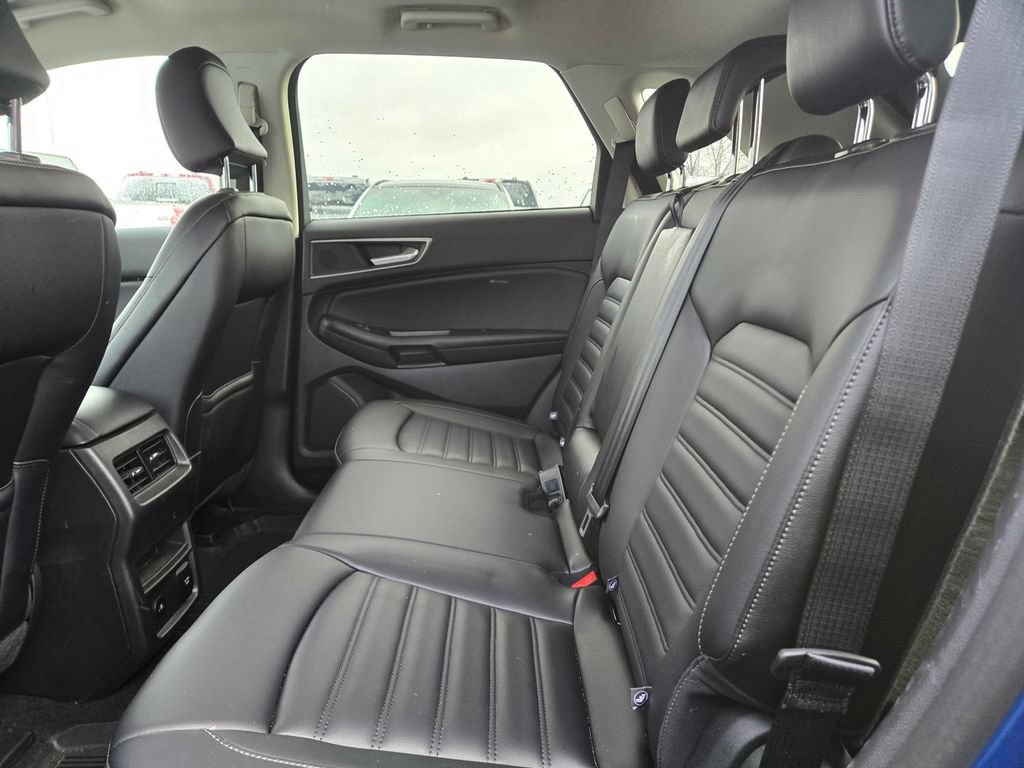Certified 2024 Ford Edge SEL w/ Convenience Package AWD/4WD image 32