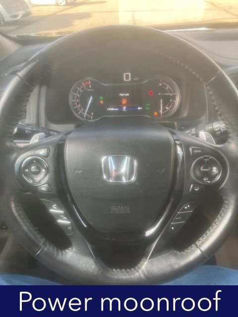 Used 2017 Honda Pilot Touring image 9