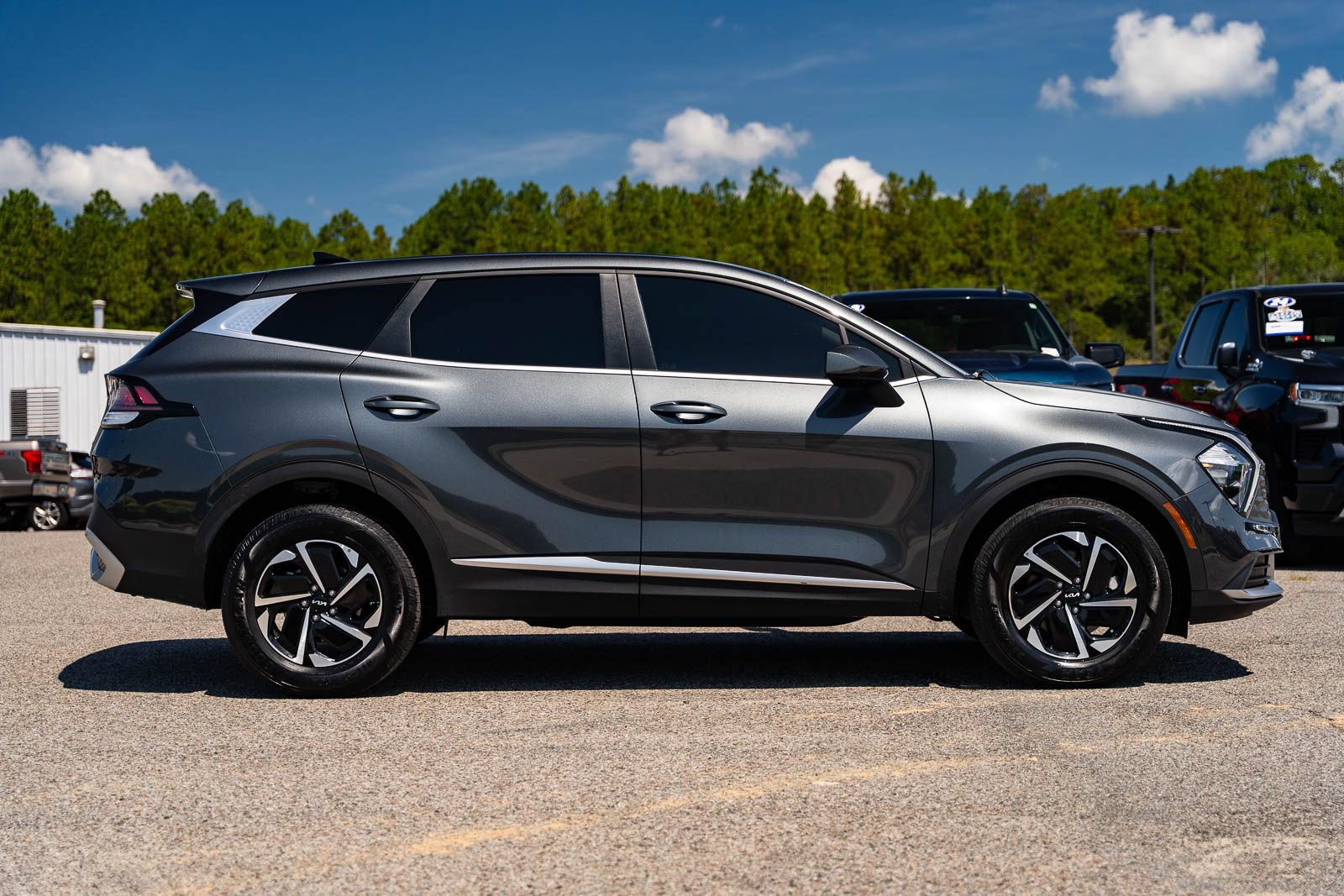 Used 2023 Kia Sportage LX AWD/4WD image 8