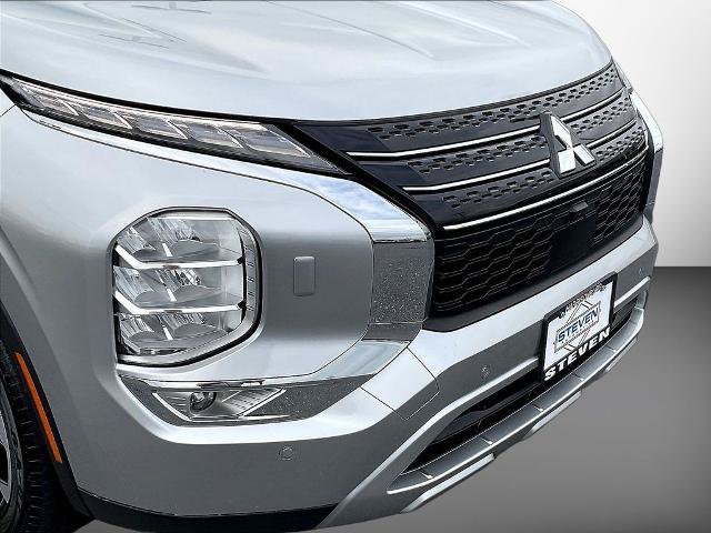 Used 2022 Mitsubishi Outlander SE AWD/4WD image 32