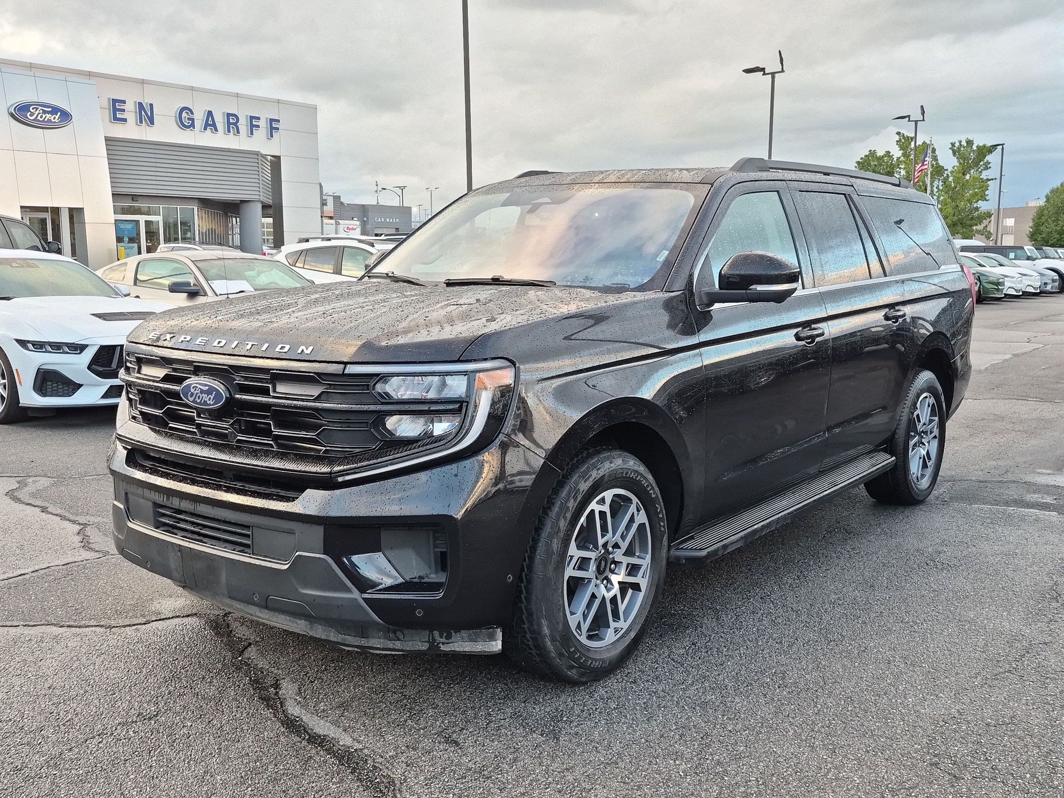 Certified 2025 Ford Expedition Max Active AWD/4WD image 11
