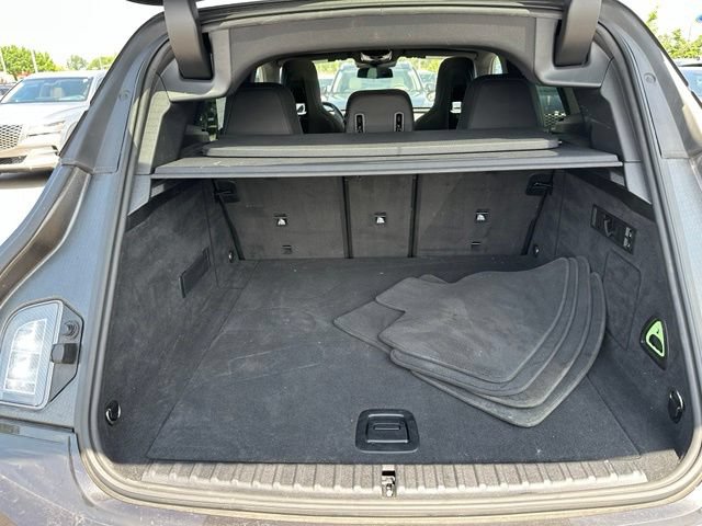Used 2023 BMW iX xDrive50 w/ Sport Package AWD/4WD image 8