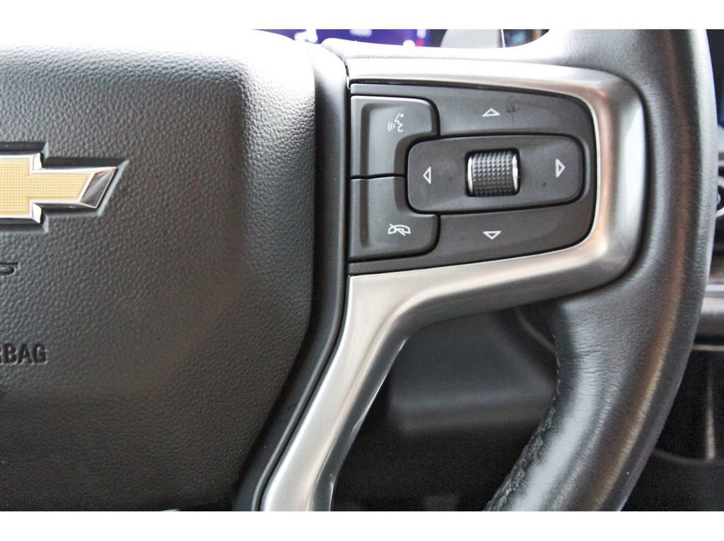 Used 2023 Chevrolet Silverado 1500 LT image 18