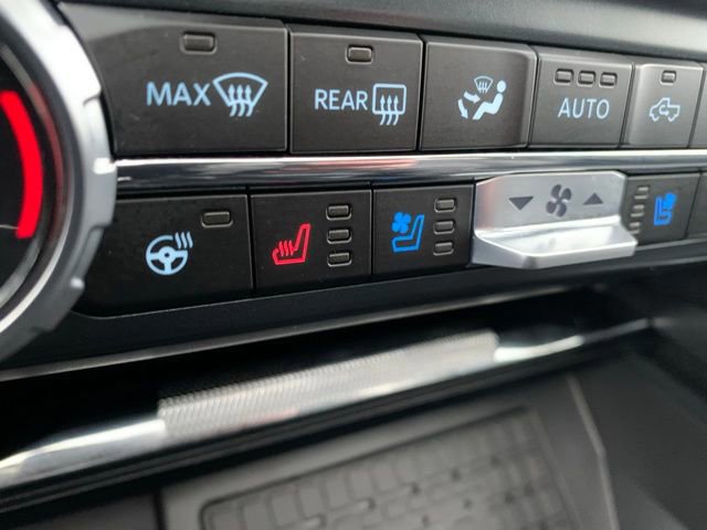 Certified 2025 Ford F150 Lariat w/ Equipment Group 502A High image 19