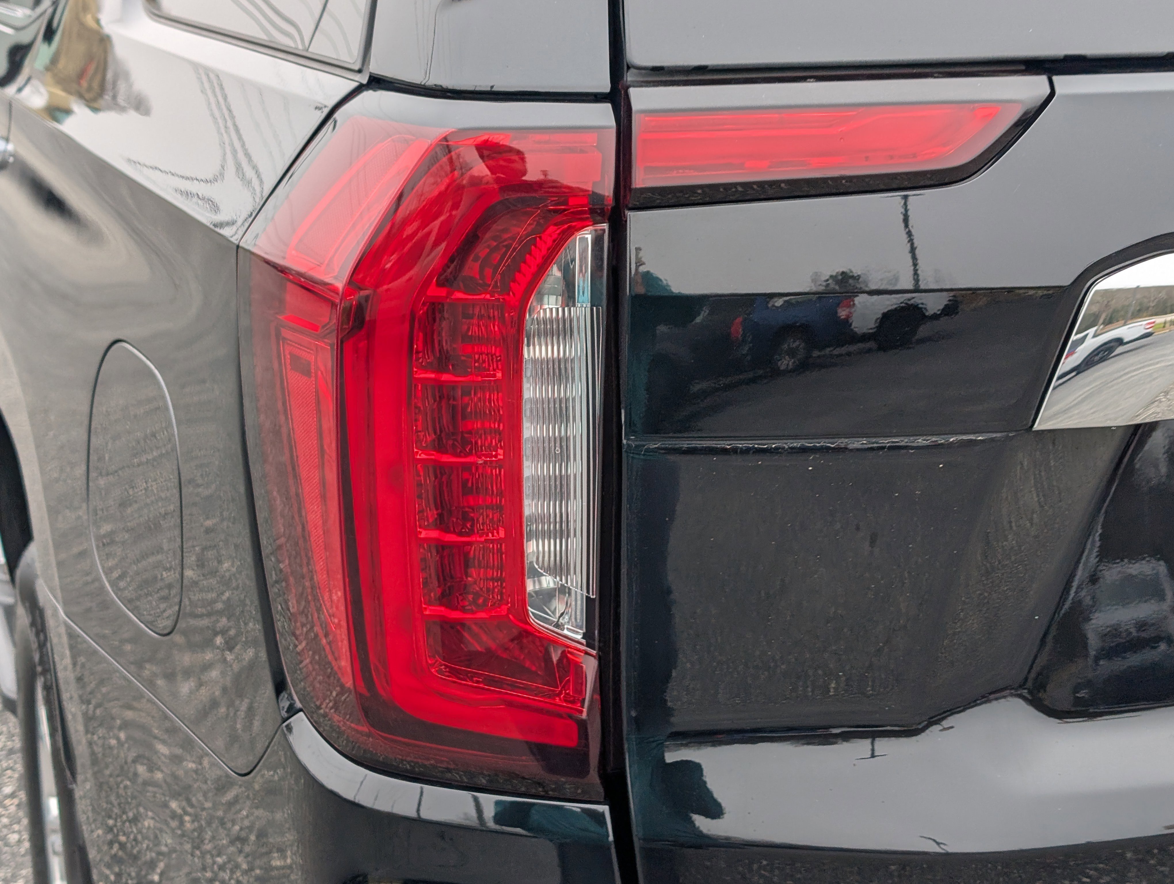 Used 2023 GMC Yukon SLT image 14