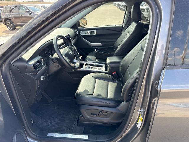 Certified 2022 Ford Explorer Limited w/ Equipment Group 301A RWD image 19