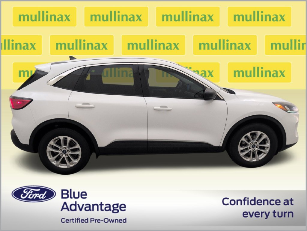 Certified 2022 Ford Escape SE w/ Convenience Package FWD image 2