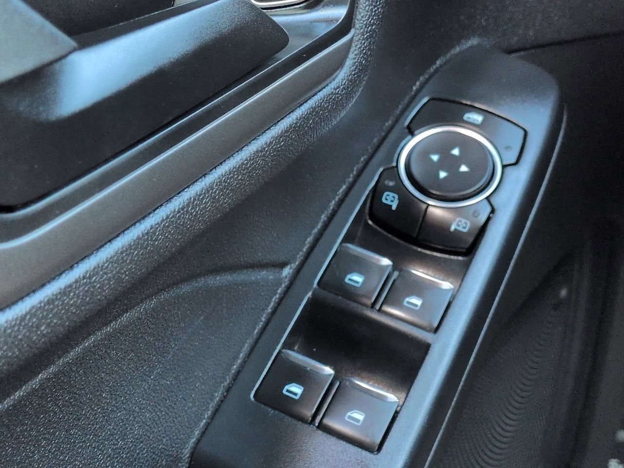 Certified 2024 Ford Escape Active AWD/4WD image 23