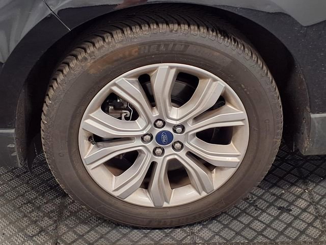 Certified 2020 Ford Edge Titanium w/ Class II Trailer Tow Package AWD/4WD image 14