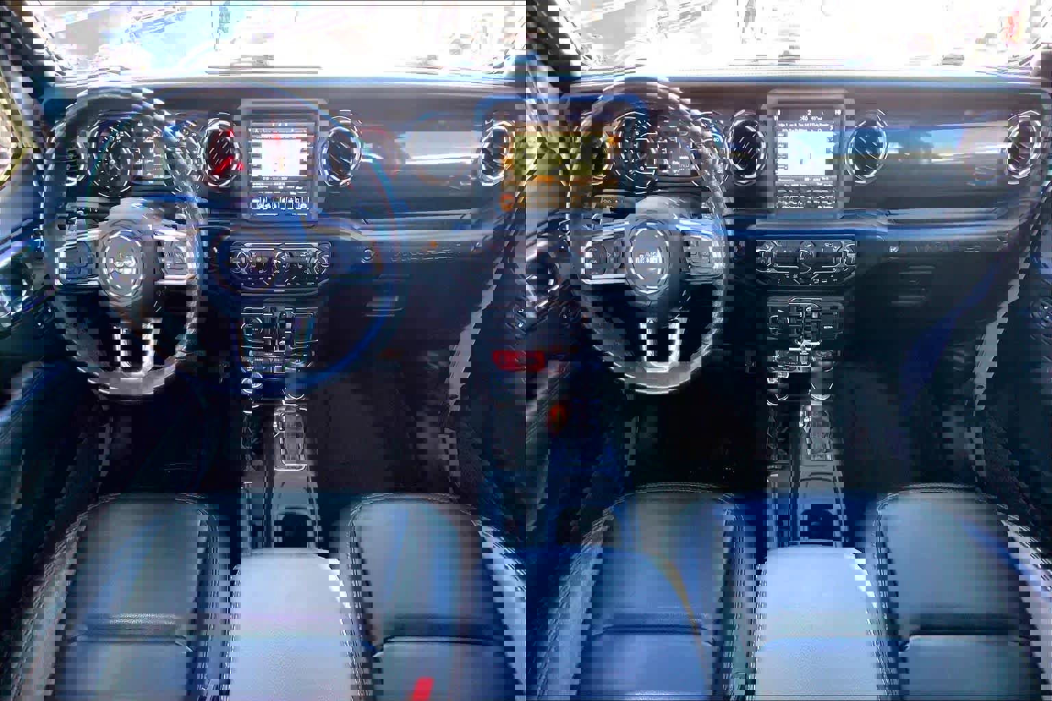 Used 2022 Jeep Wrangler Unlimited Rubicon AWD/4WD image 16