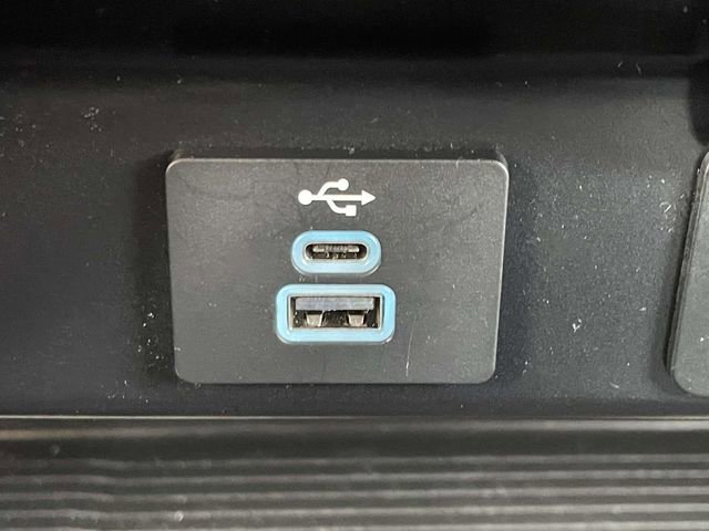 Certified 2025 Ford F250 XLT image 27