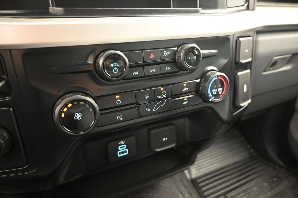 Certified 2025 Ford F250 XL RWD image 15