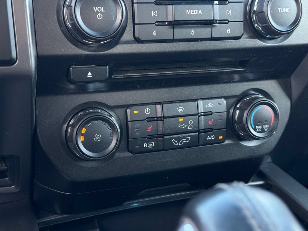 Certified 2018 Ford F150 XLT w/ Equipment Group 302A Luxury AWD/4WD image 16
