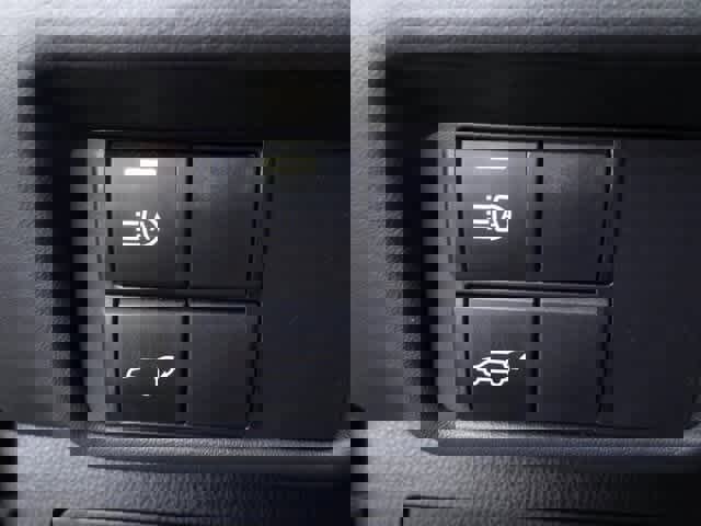 Used 2022 Toyota Highlander XLE image 24