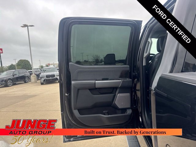 Certified 2025 Ford F250 Lariat w/ Chrome Package AWD/4WD image 19