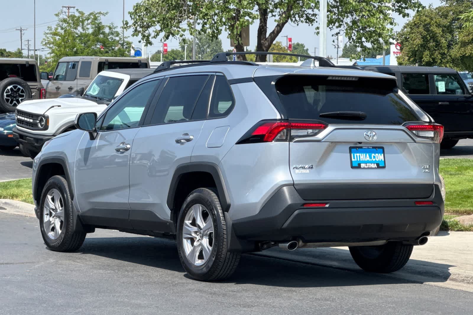Used 2025 Toyota RAV4 XLE w/ Convenience Package AWD/4WD image 6