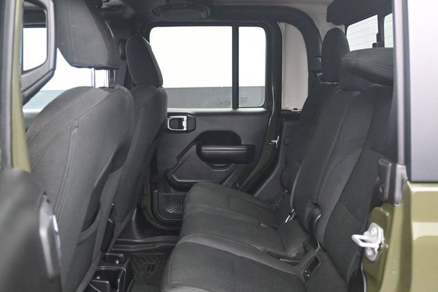 Used 2023 Jeep Gladiator Sport AWD/4WD image 5