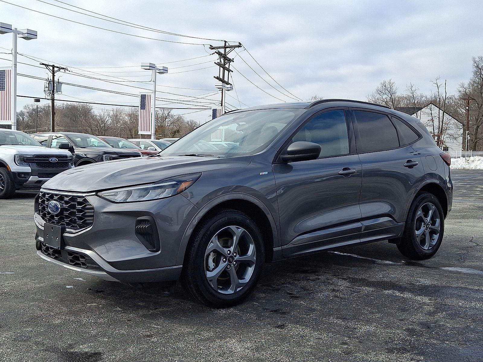 Certified 2023 Ford Escape ST-Line w/ Tech Pack #1 image 3