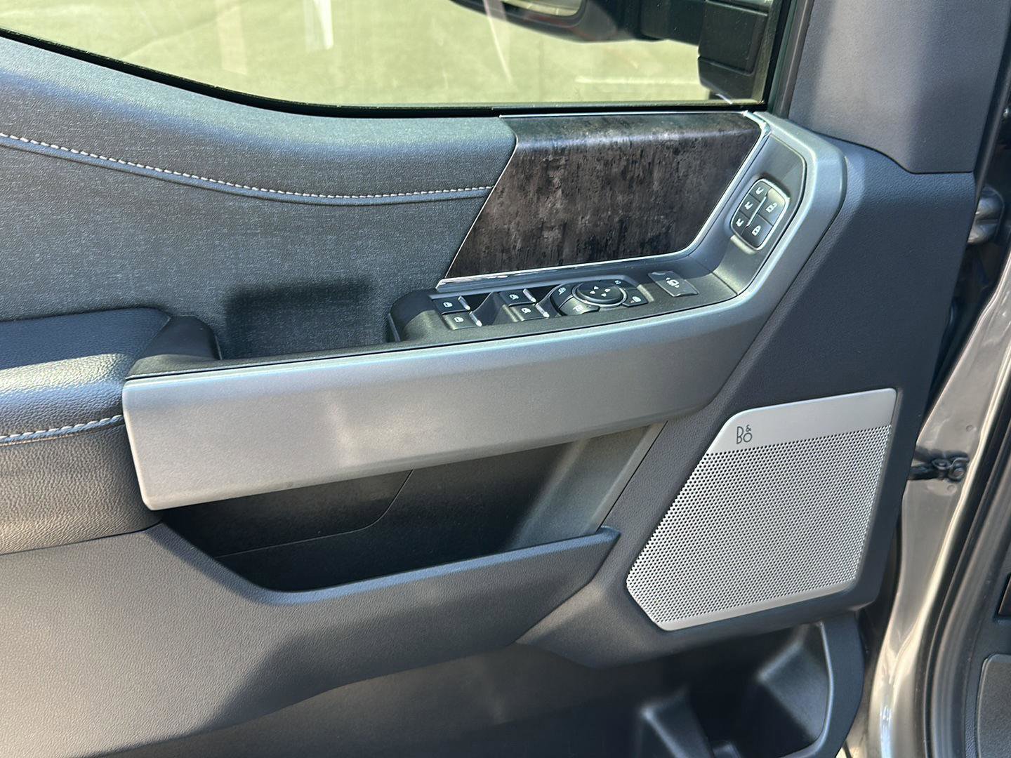 Certified 2023 Ford F250 Lariat w/ Lariat Ultimate Package AWD/4WD image 14