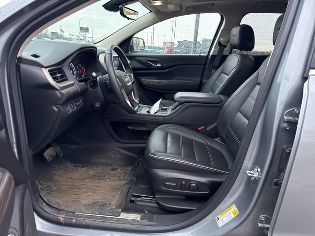 Used 2023 GMC Acadia Denali w/ Denali Ultimate Package image 2