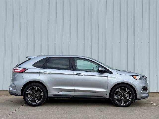Certified 2020 Ford Edge ST w/ Cold Weather Package image 6
