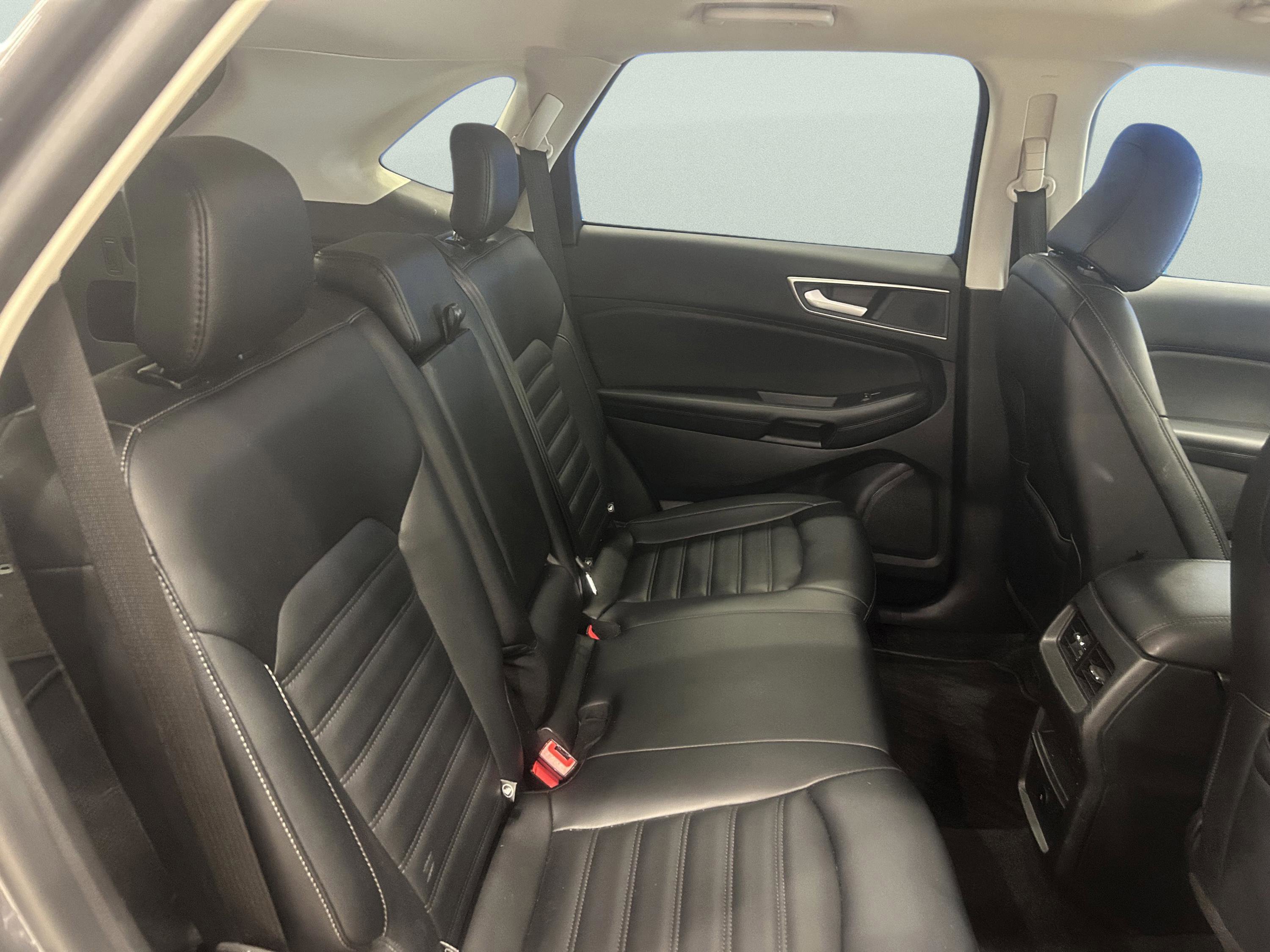 Certified 2024 Ford Edge SEL image 13
