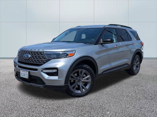 Certified 2023 Ford Explorer XLT w/ Equipment Group 202A RWD image 1
