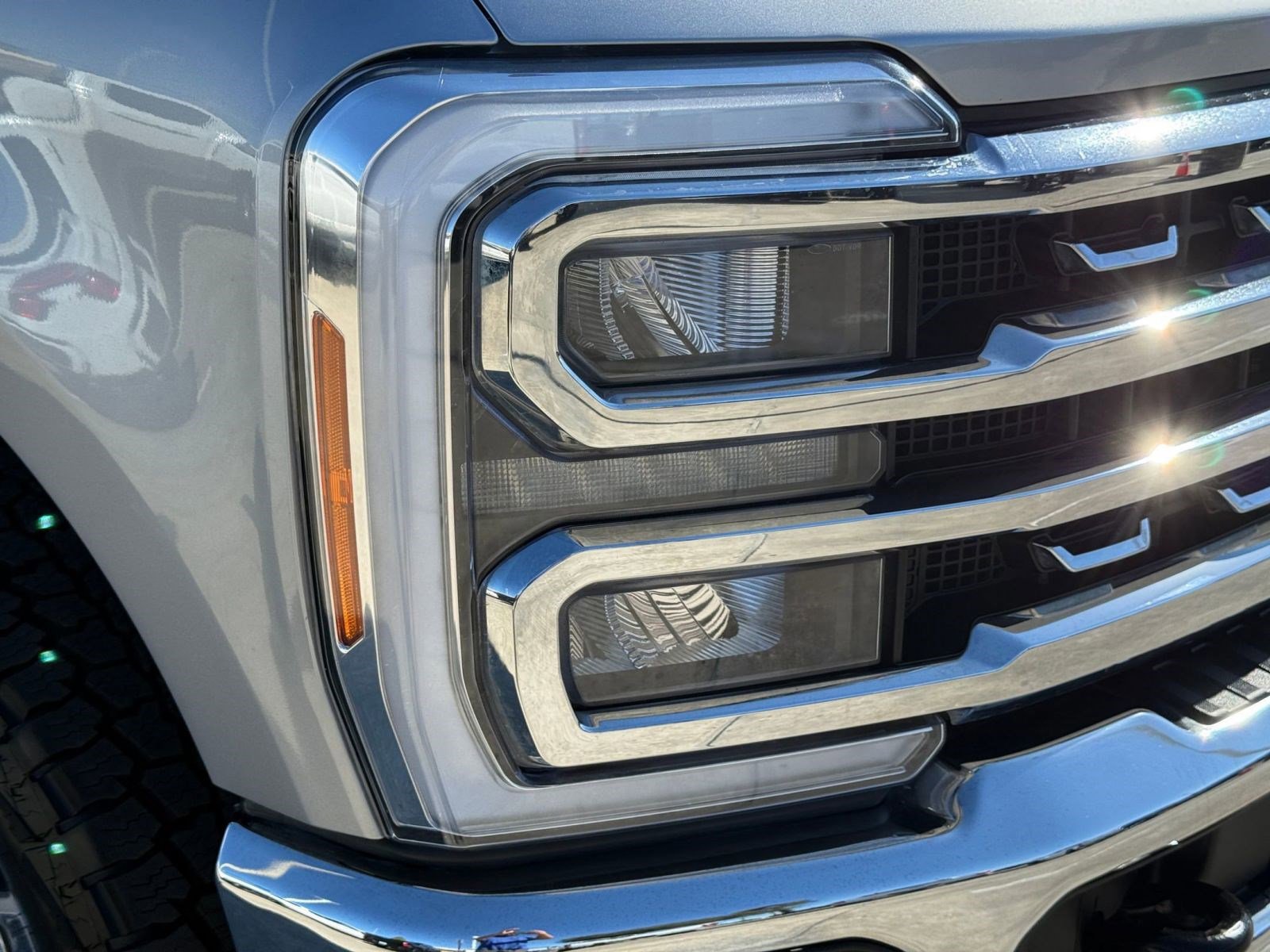 Certified 2023 Ford F250 Lariat w/ FX4 Off-Road Package image 11