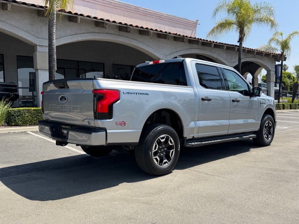Certified 2023 Ford F150 Lightning XLT AWD/4WD image 15