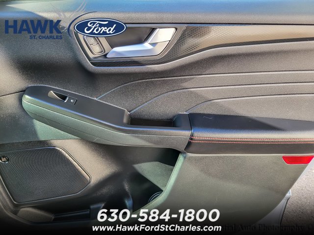 Certified 2022 Ford Escape SEL w/ SEL Stealth AWD Package image 21